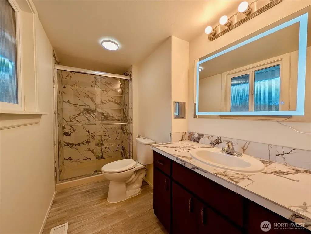 1135 147th Pl NE Bellevue WA 98007