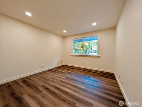 1135 147th Pl NE Bellevue WA 98007