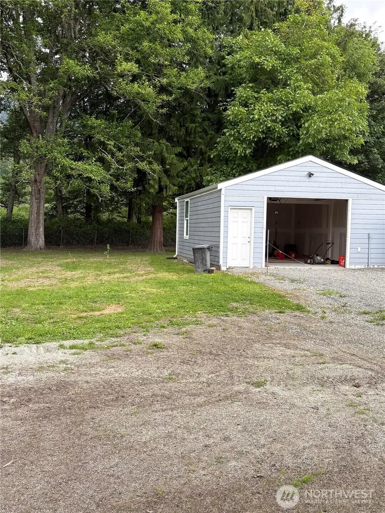 30237 Lyman Hamilton Highway Sedro Woolley WA 98284