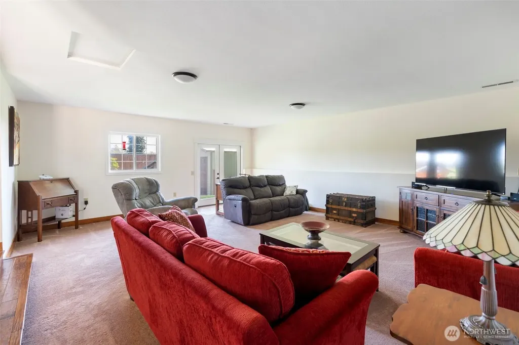 124 Gunnell Road Winlock WA 98596