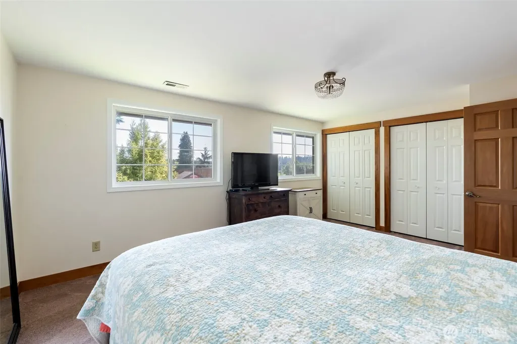 124 Gunnell Road Winlock WA 98596