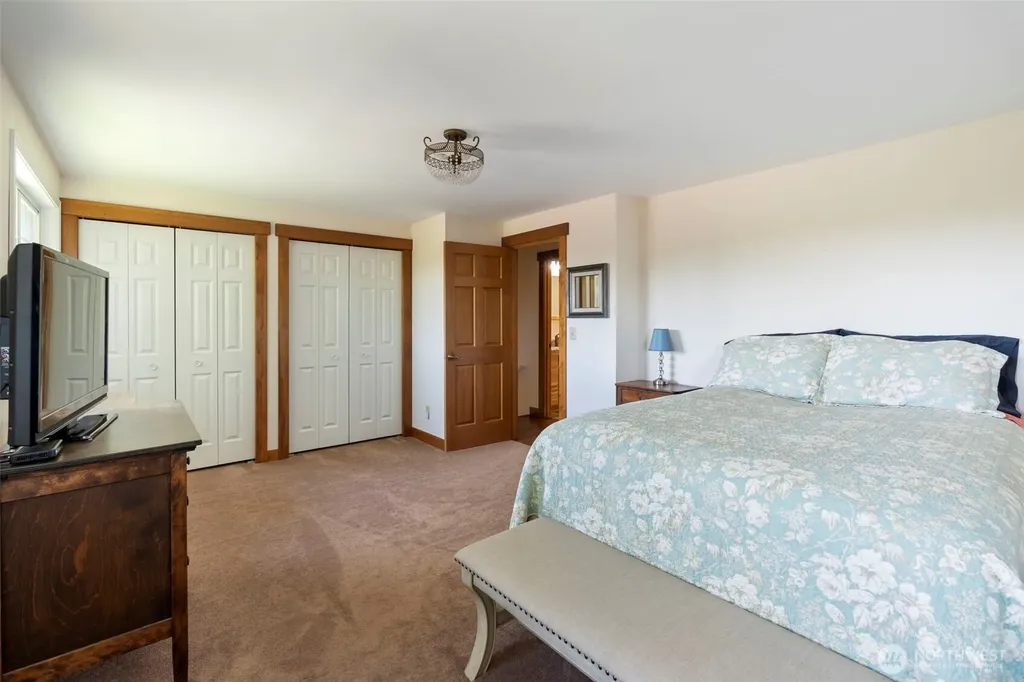 124 Gunnell Road Winlock WA 98596