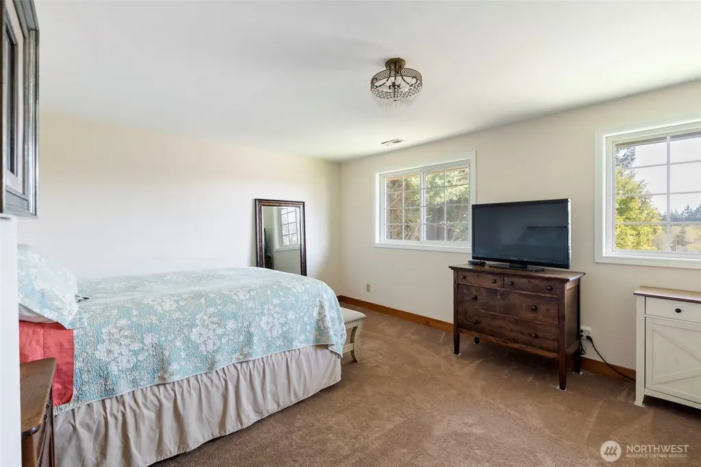 124 Gunnell Road Winlock WA 98596