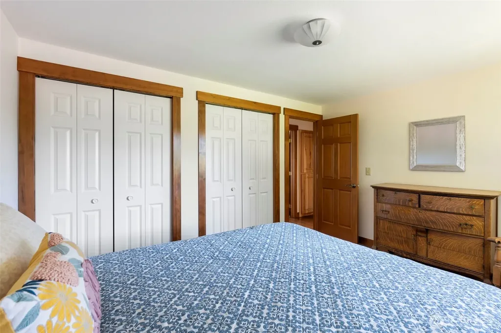 124 Gunnell Road Winlock WA 98596