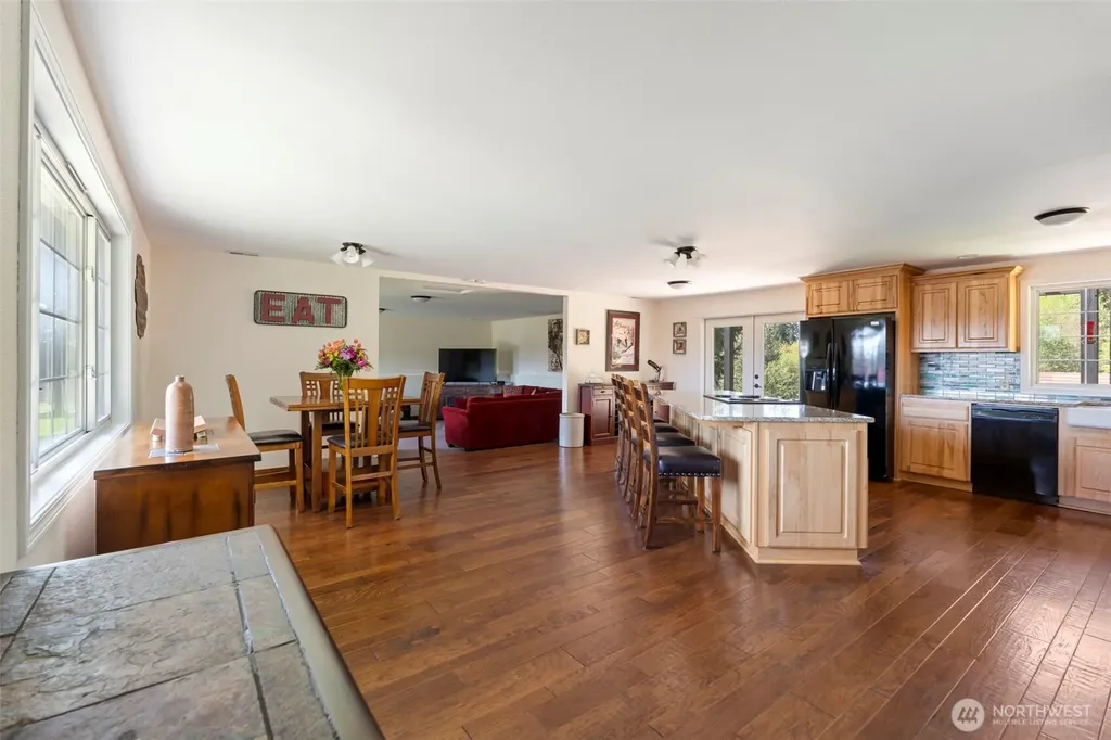 124 Gunnell Road Winlock WA 98596
