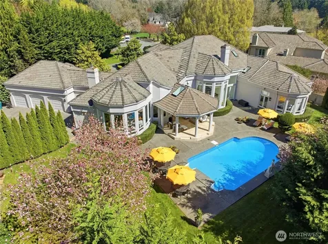 19267 NE 149th Street Woodinville WA 98077