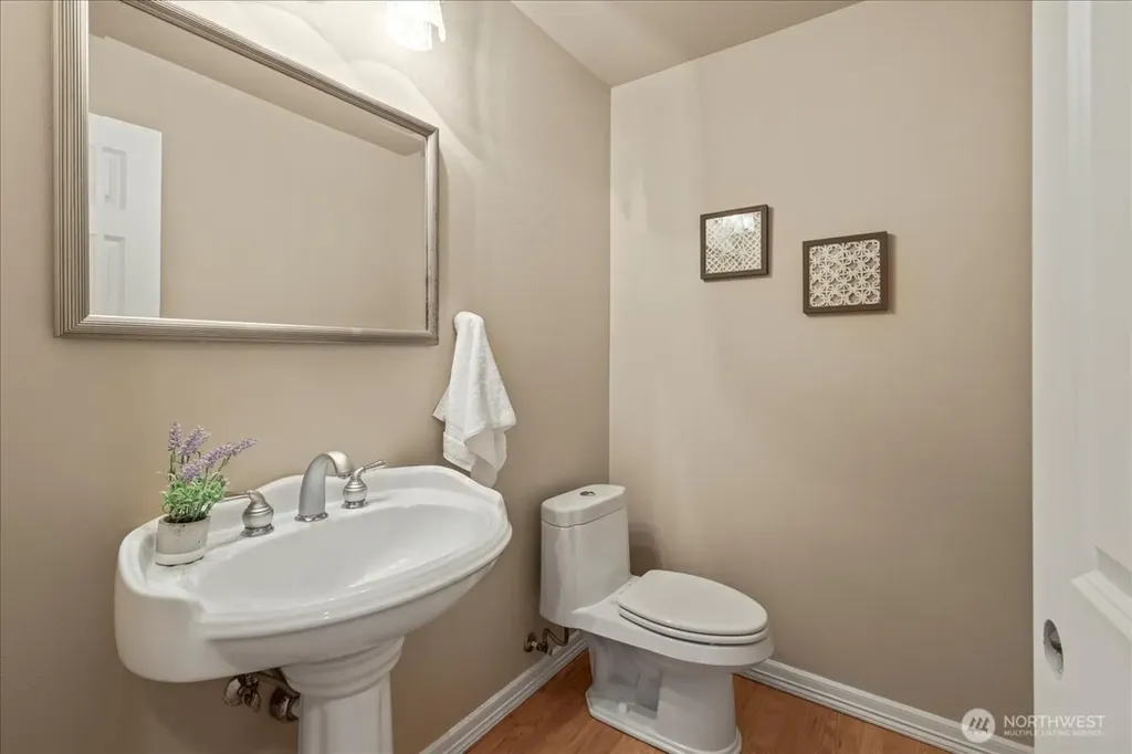 11526 160th Court NE Redmond WA 98052