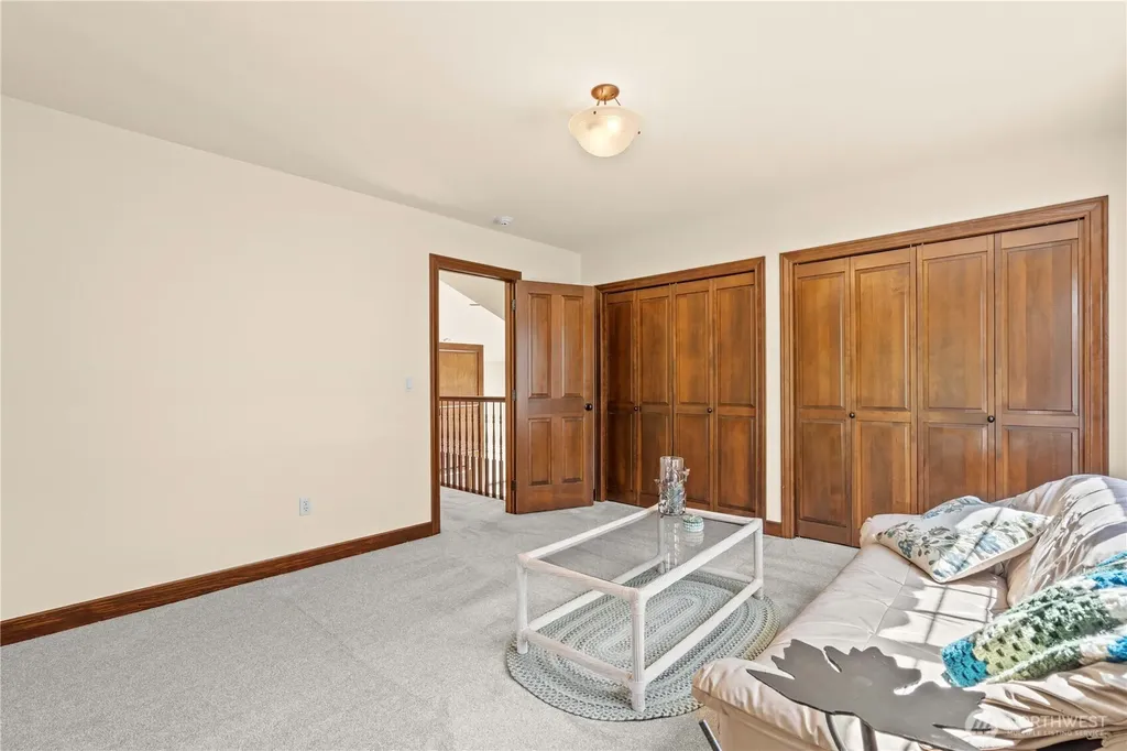 24217 116th Avenue E Graham WA 98338