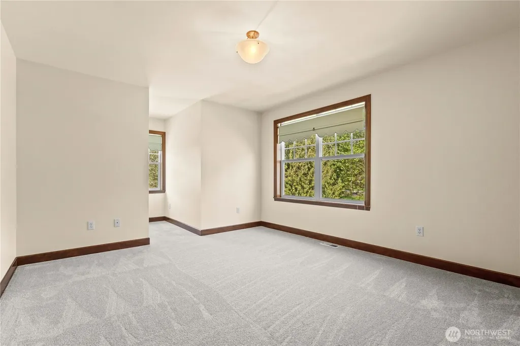 24217 116th Avenue E Graham WA 98338