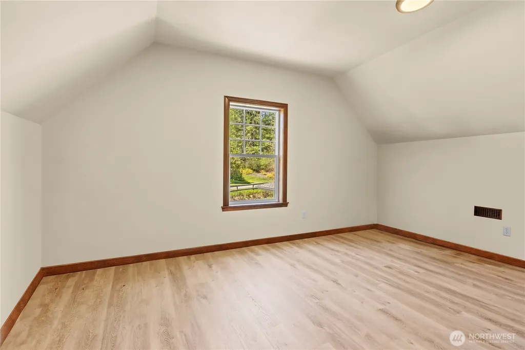 24217 116th Avenue E Graham WA 98338