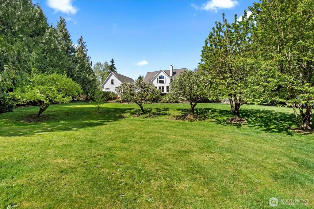 24217 116th Avenue E Graham WA 98338