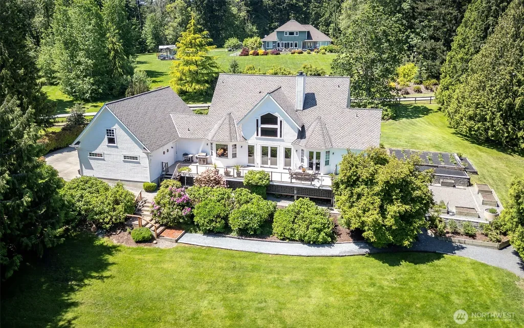 24217 116th Avenue E Graham WA 98338