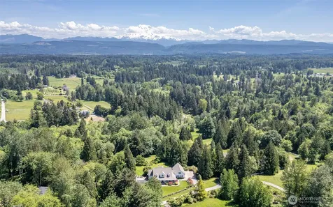24217 116th Avenue E Graham WA 98338