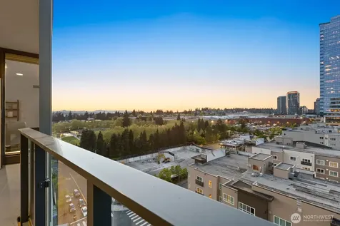 188 Bellevue Way NE Bellevue WA 98004