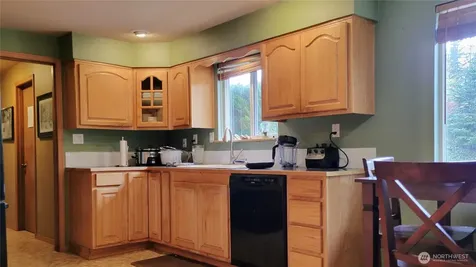 11802 28th Avenue E Tacoma WA 98445