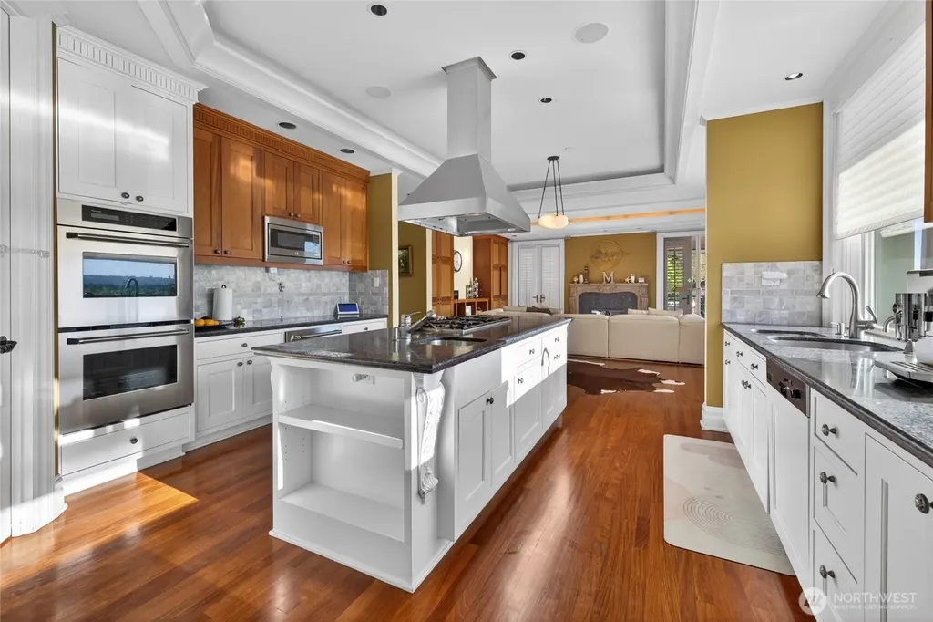 10419 NE 53rd Street Kirkland WA 98033