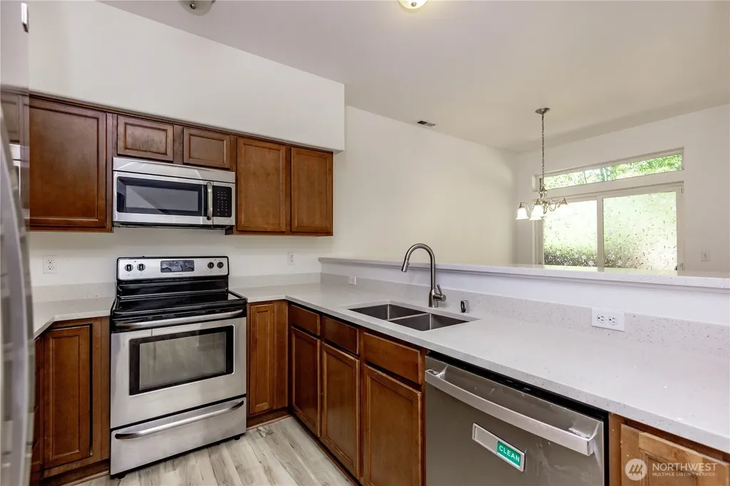 115 60th Street SE Auburn WA 98092
