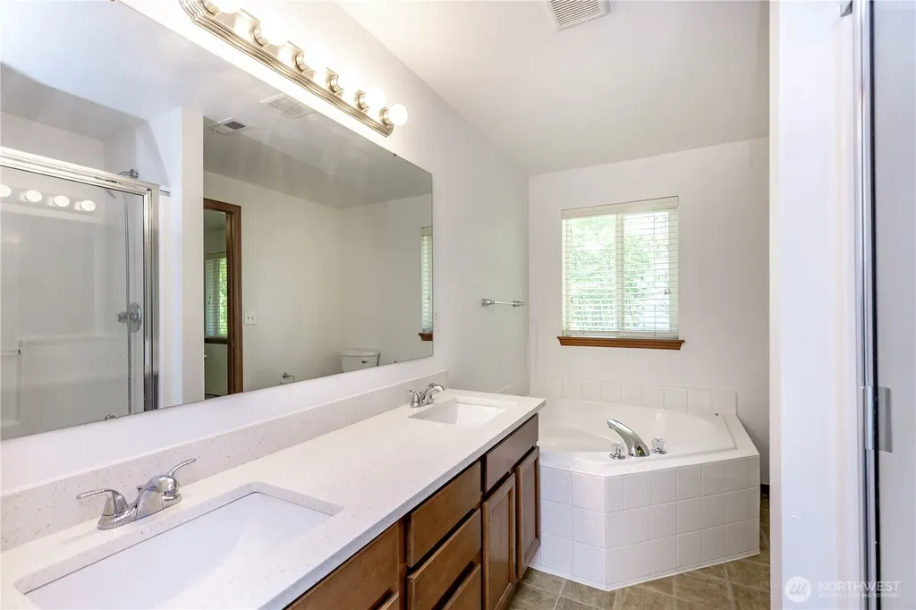 115 60th Street SE Auburn WA 98092