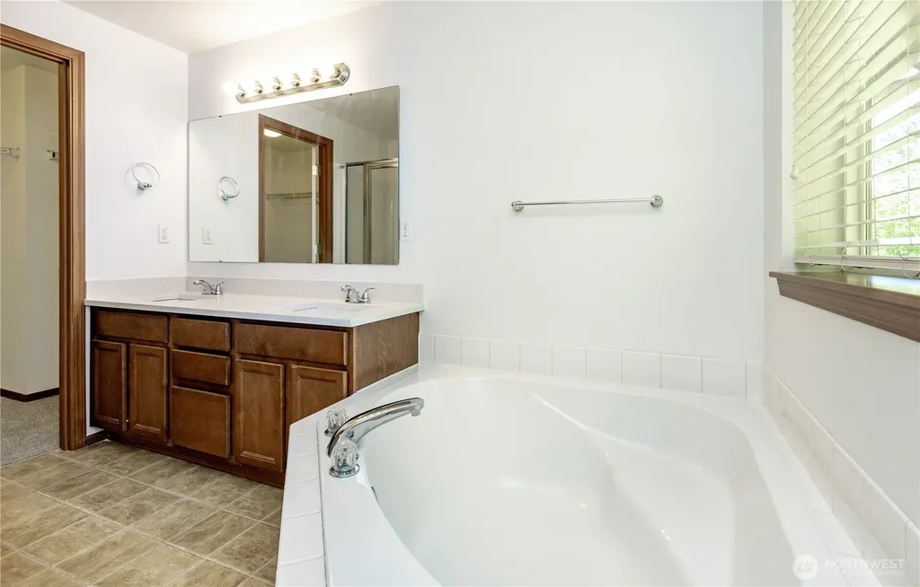 115 60th Street SE Auburn WA 98092