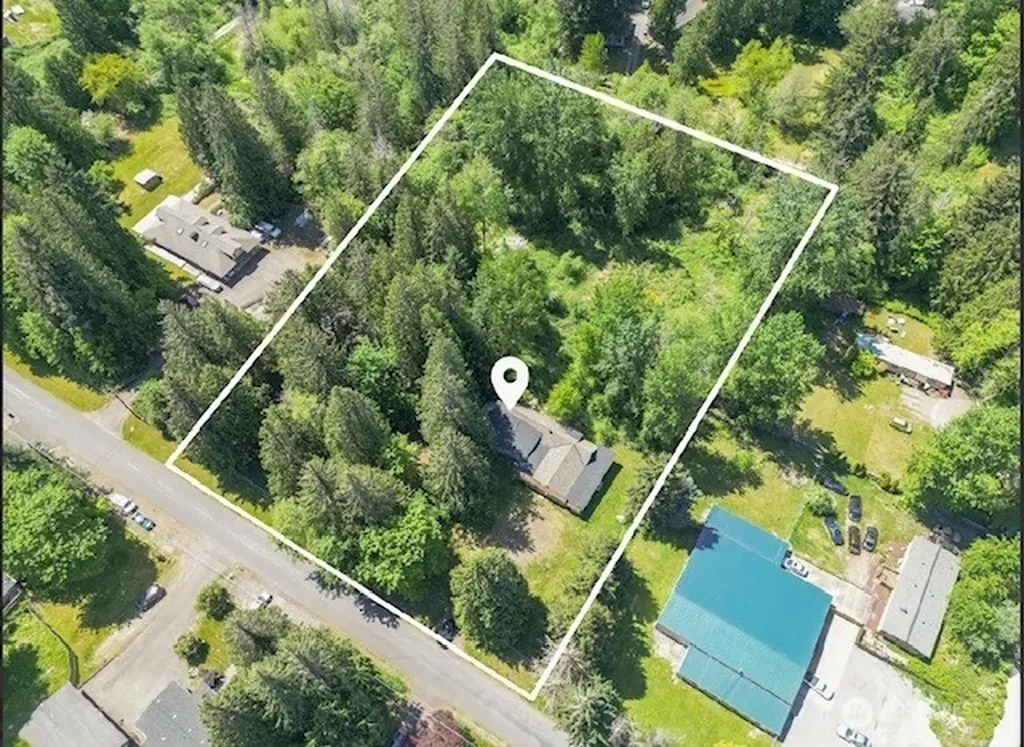 13908 50th Avenue E Tacoma WA 98446
