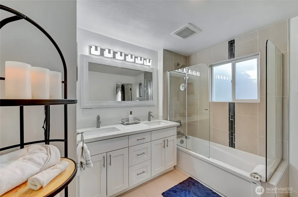 10825 Marine View Drive SW Seattle WA 98146