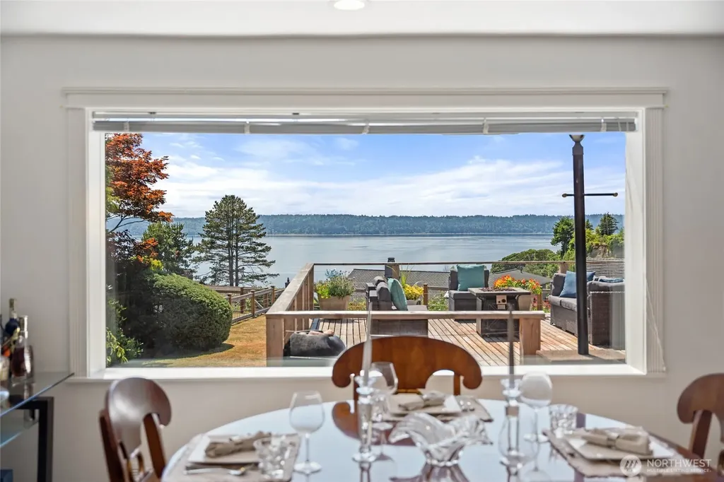 10825 Marine View Drive SW Seattle WA 98146