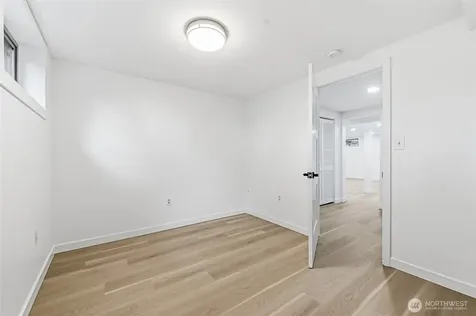 10825 Marine View Drive SW Seattle WA 98146