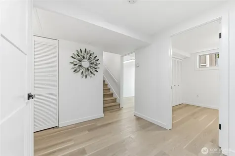 10825 Marine View Drive SW Seattle WA 98146