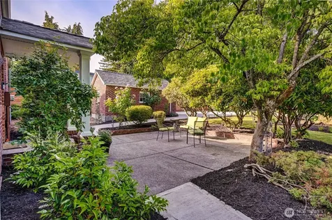 10825 Marine View Drive SW Seattle WA 98146