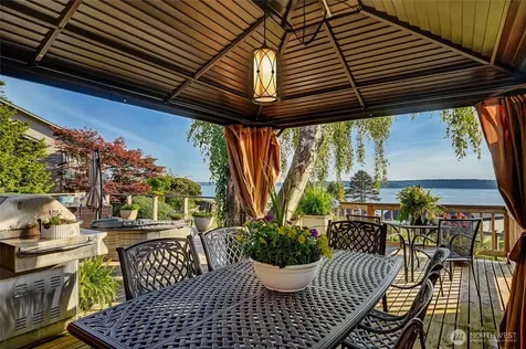 10825 Marine View Drive SW Seattle WA 98146