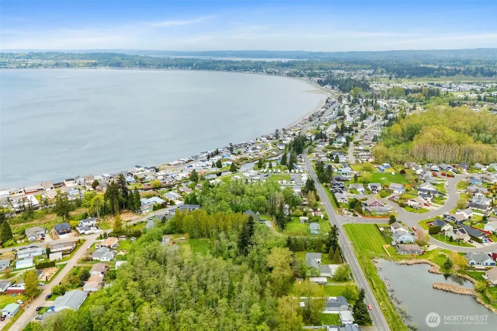 4872 Bay Road Blaine WA 98230