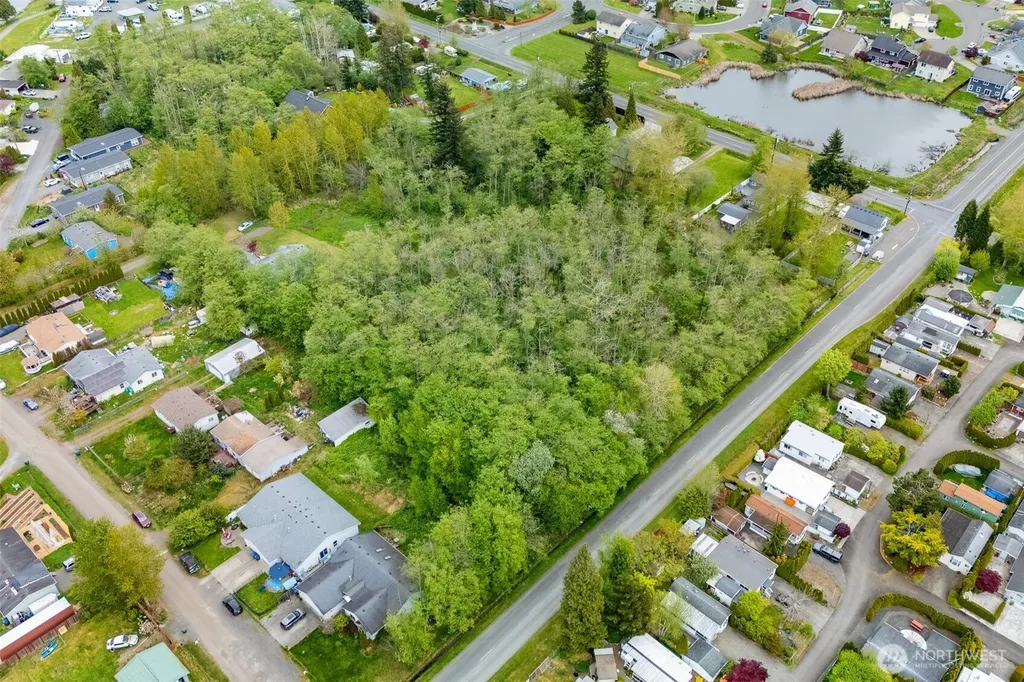 4872 Bay Road Blaine WA 98230