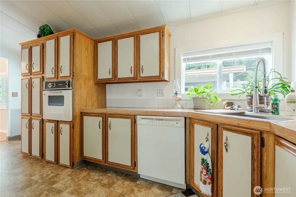 425 Chuckanut Drive N Bellingham WA 98229