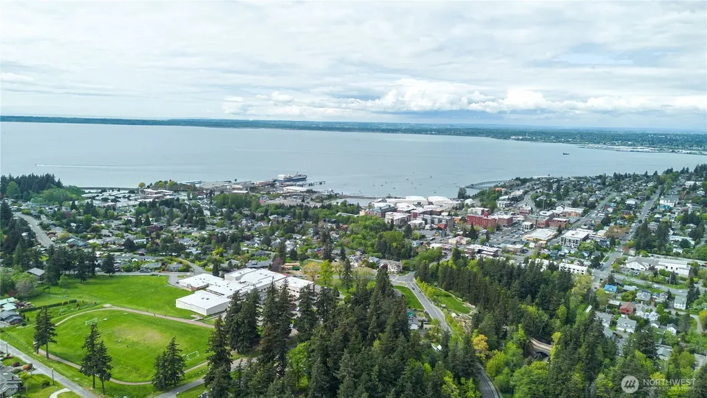 425 Chuckanut Drive N Bellingham WA 98229