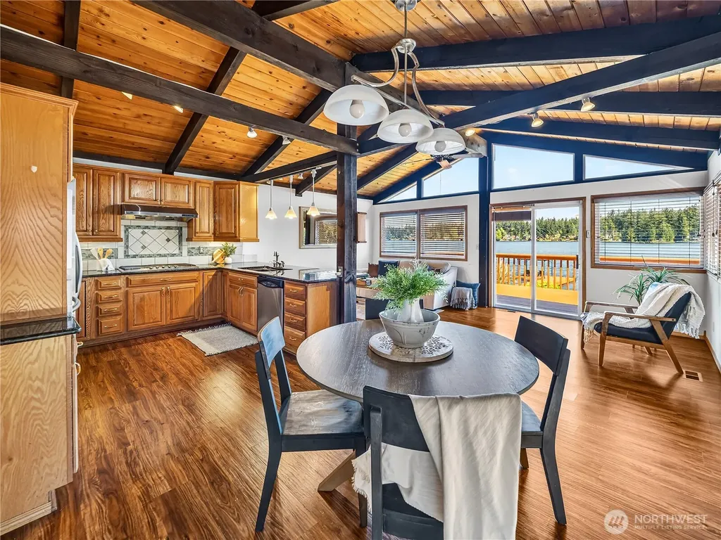 30478 227th Place SE Black Diamond WA 98010