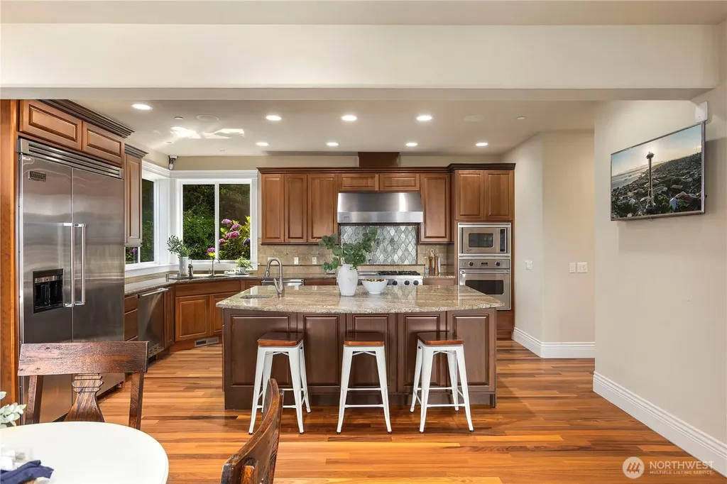 645 Cornelia Avenue Mukilteo WA 98275