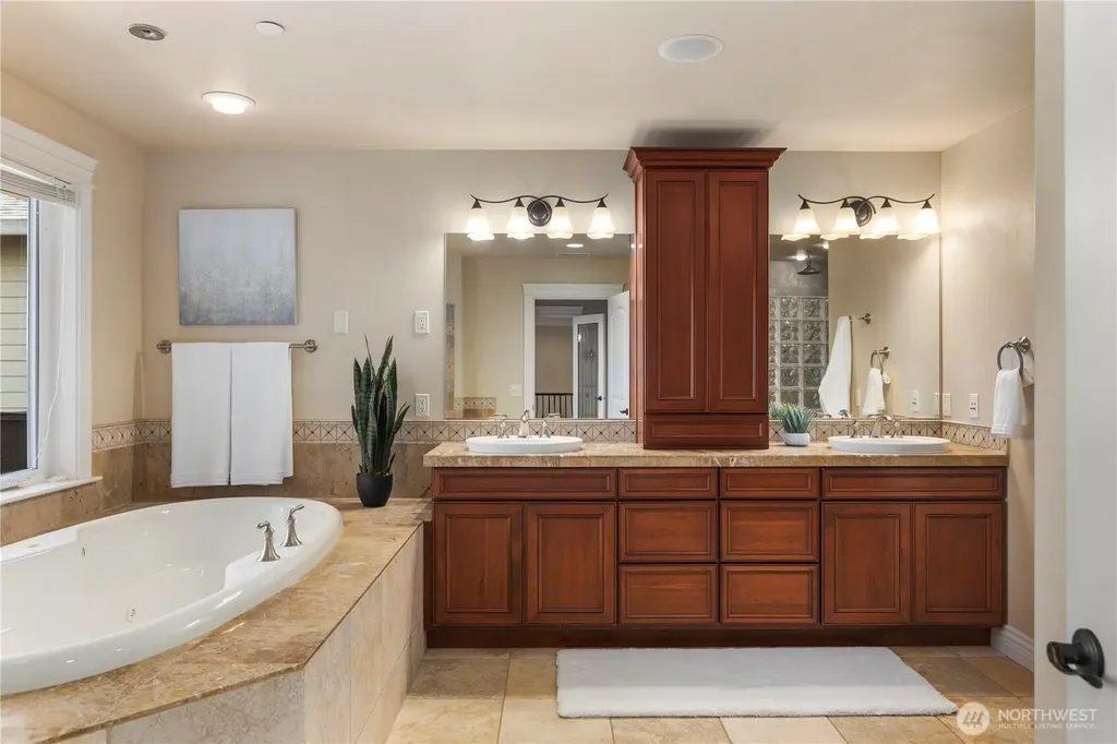 645 Cornelia Avenue Mukilteo WA 98275
