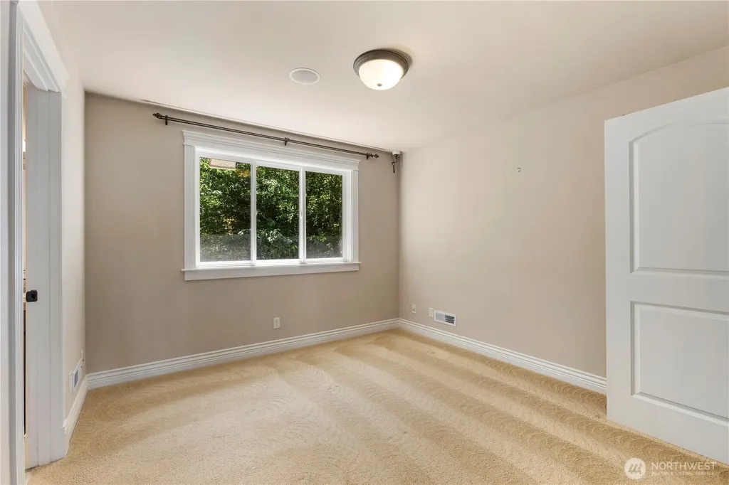 645 Cornelia Avenue Mukilteo WA 98275