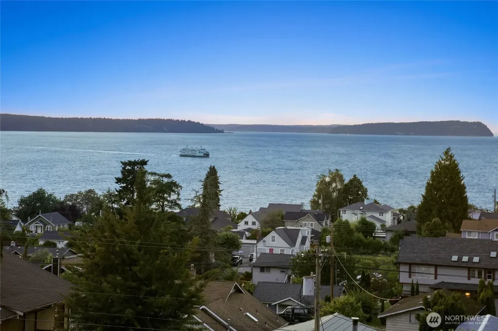 645 Cornelia Avenue Mukilteo WA 98275