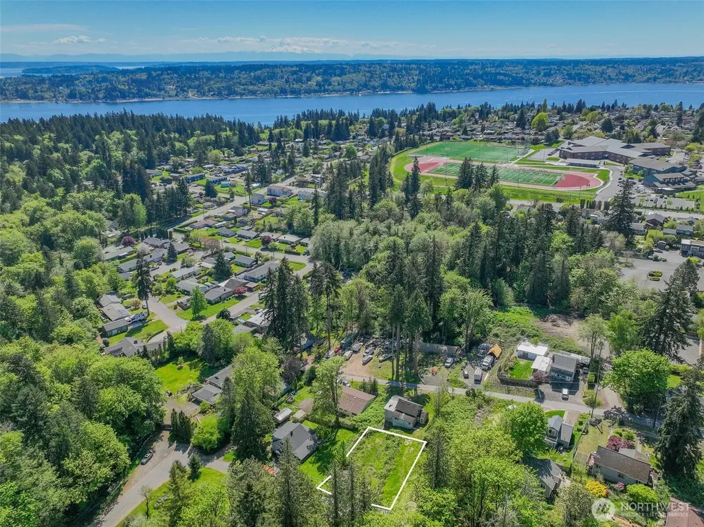 2329 NE Fruitland Drive Bremerton WA 98310