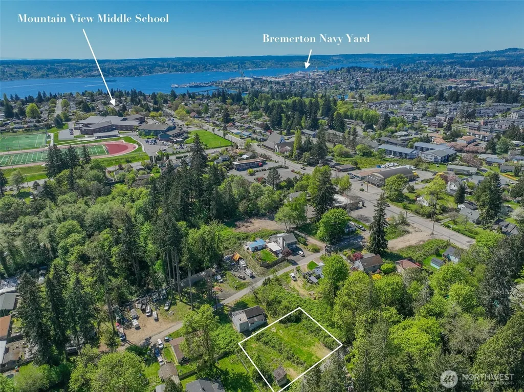 2329 NE Fruitland Drive Bremerton WA 98310