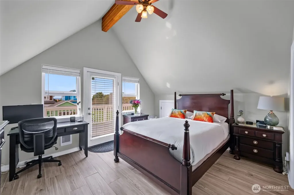 9 Darien Lane Pacific Beach WA 98571