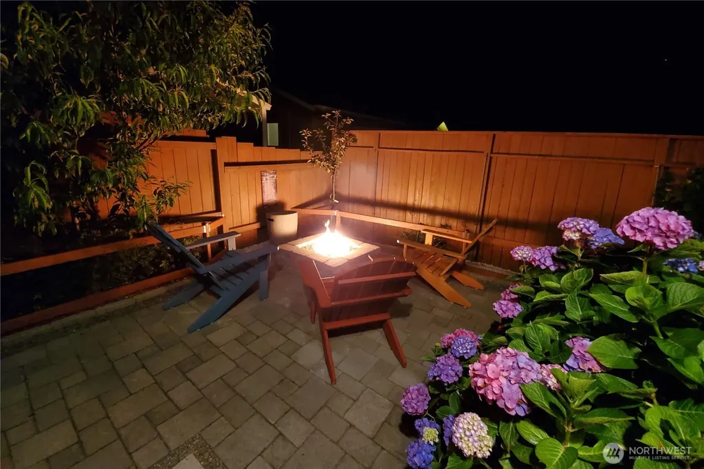 9 Darien Lane Pacific Beach WA 98571