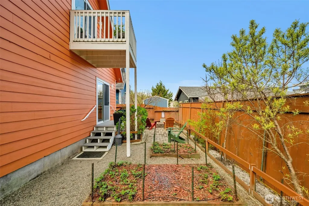 9 Darien Lane Pacific Beach WA 98571