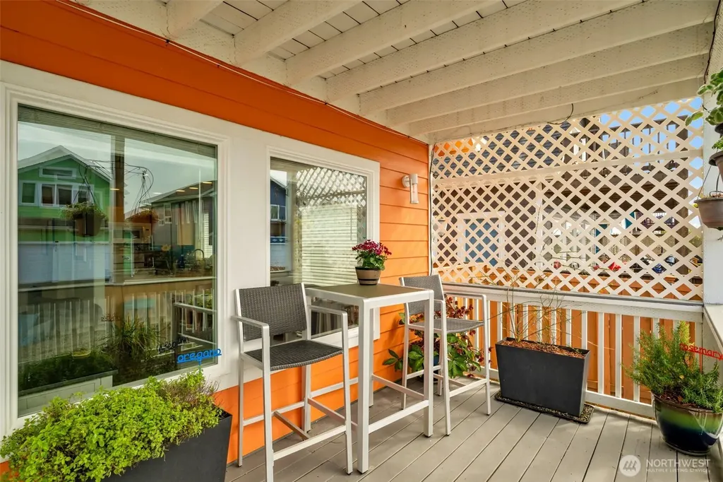 9 Darien Lane Pacific Beach WA 98571