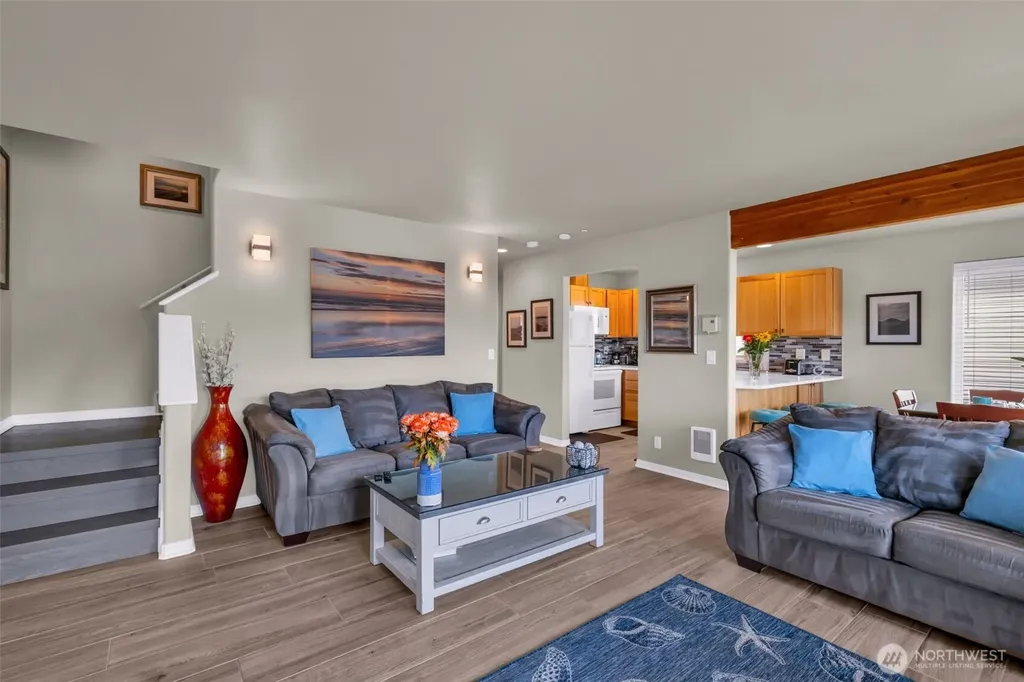 9 Darien Lane Pacific Beach WA 98571