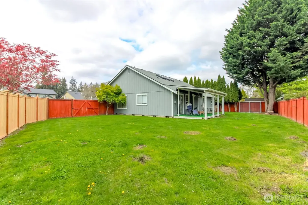 14515 5th Ave E Tacoma WA 98445