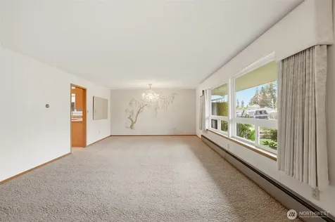 9428 21st Drive SE Everett WA 98208