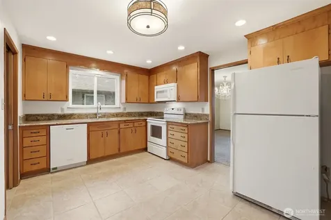 9428 21st Drive SE Everett WA 98208