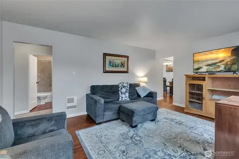 322 Milwaukee Boulevard S Algona WA 98001